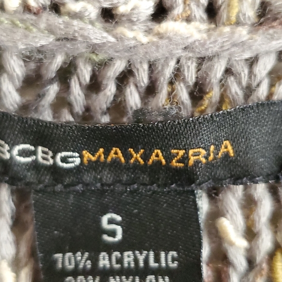 BCBGMaxAzria melange Khaki sweater cardigan small size with wooden button - Picture 5 of 5